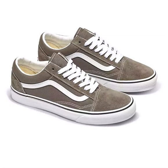 Vans Other - BRAND NEW Vans Old Skool style sneakers, mens 9.5, womens 11